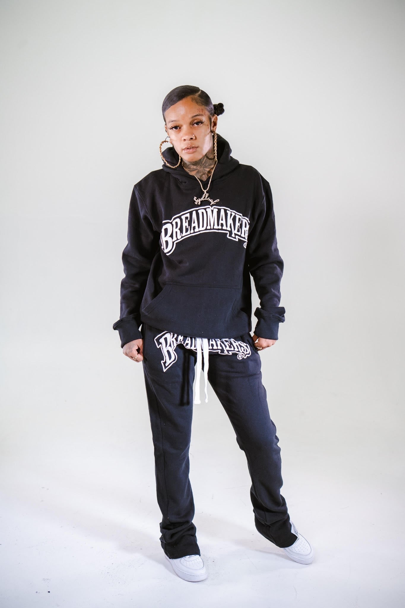 BREADMAKER$CO "PRAY 4 ME" BLACK SWEATSUIT